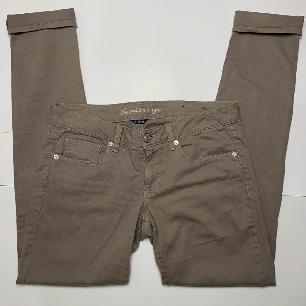 💫3/$20💫 American Eagle Outfitters Skinny Jeans stretch size 6 Tan/brown